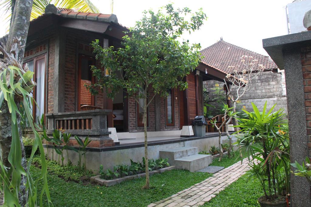 Ary House Ubud Hotel Exterior photo